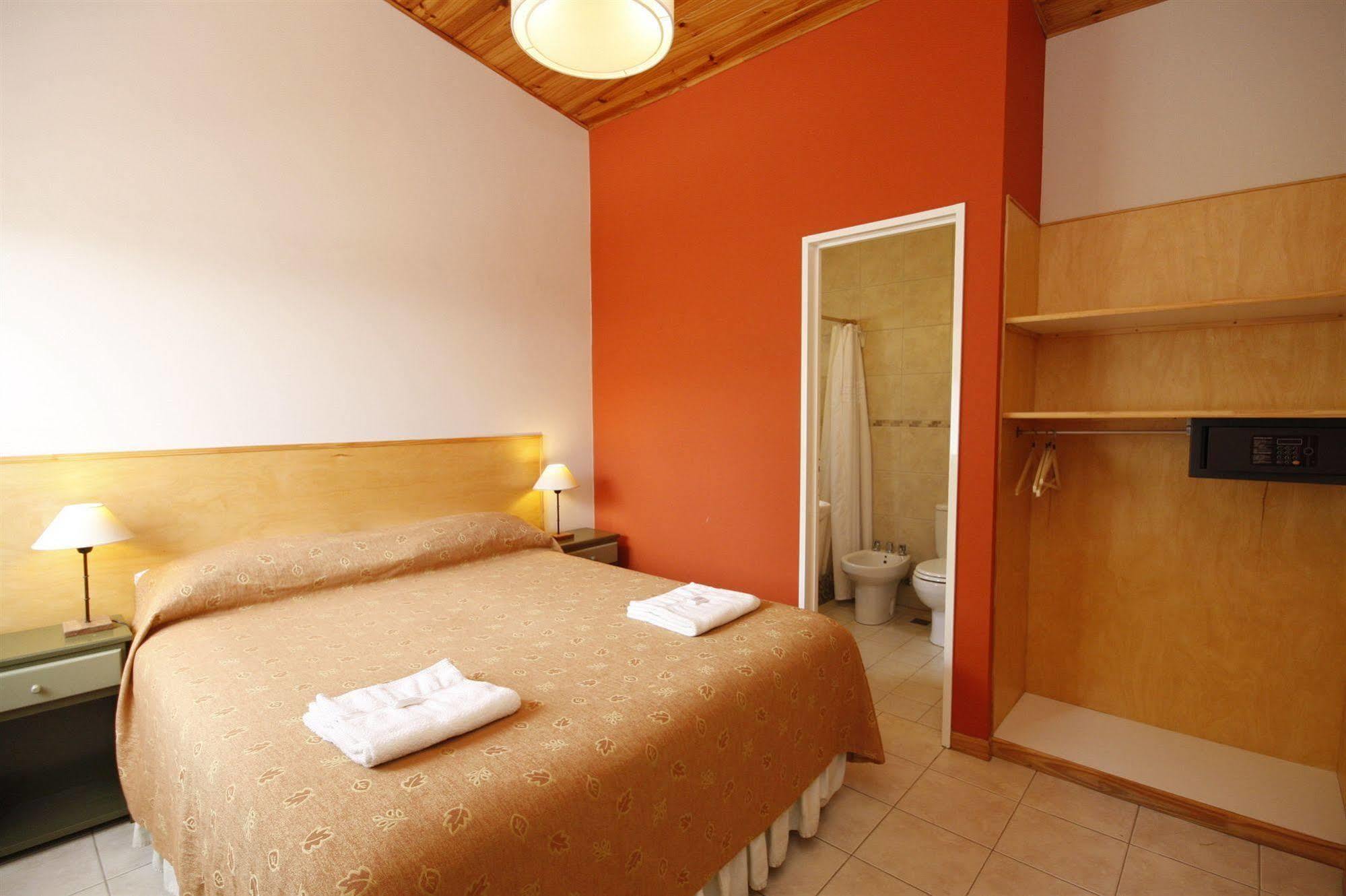 El Gualicho Hostel Puerto Madryn Extérieur photo