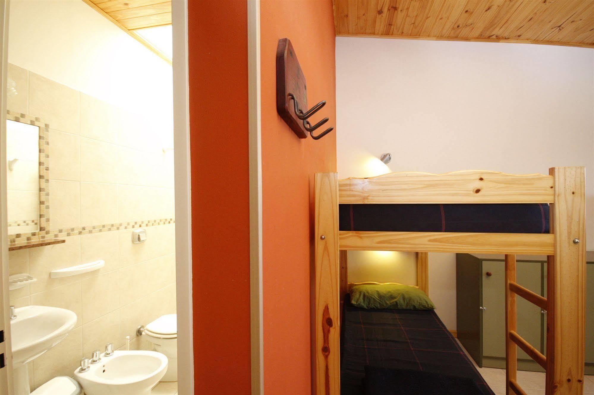 El Gualicho Hostel Puerto Madryn Extérieur photo